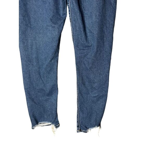 ‎American Eagle Distressed Mom Jeans Size 4 - Picture 6 of 9